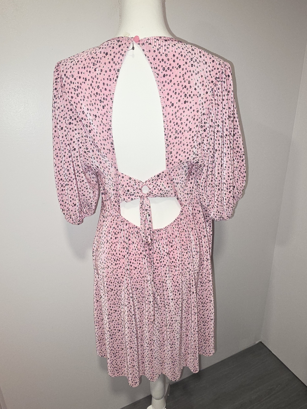 NWT ASOS Pink Crinkle Ditsy Floral Print Midi Dress Puff Sleeves Size 12 - Picture 5 of 9